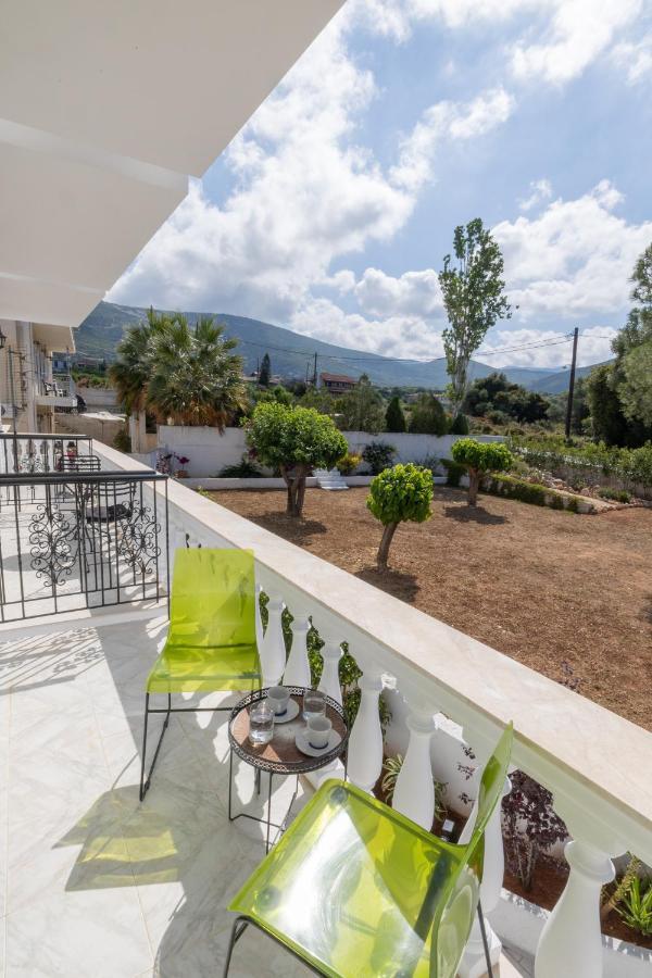 White House Studios & Apartments Argostoli  Eksteriør billede
