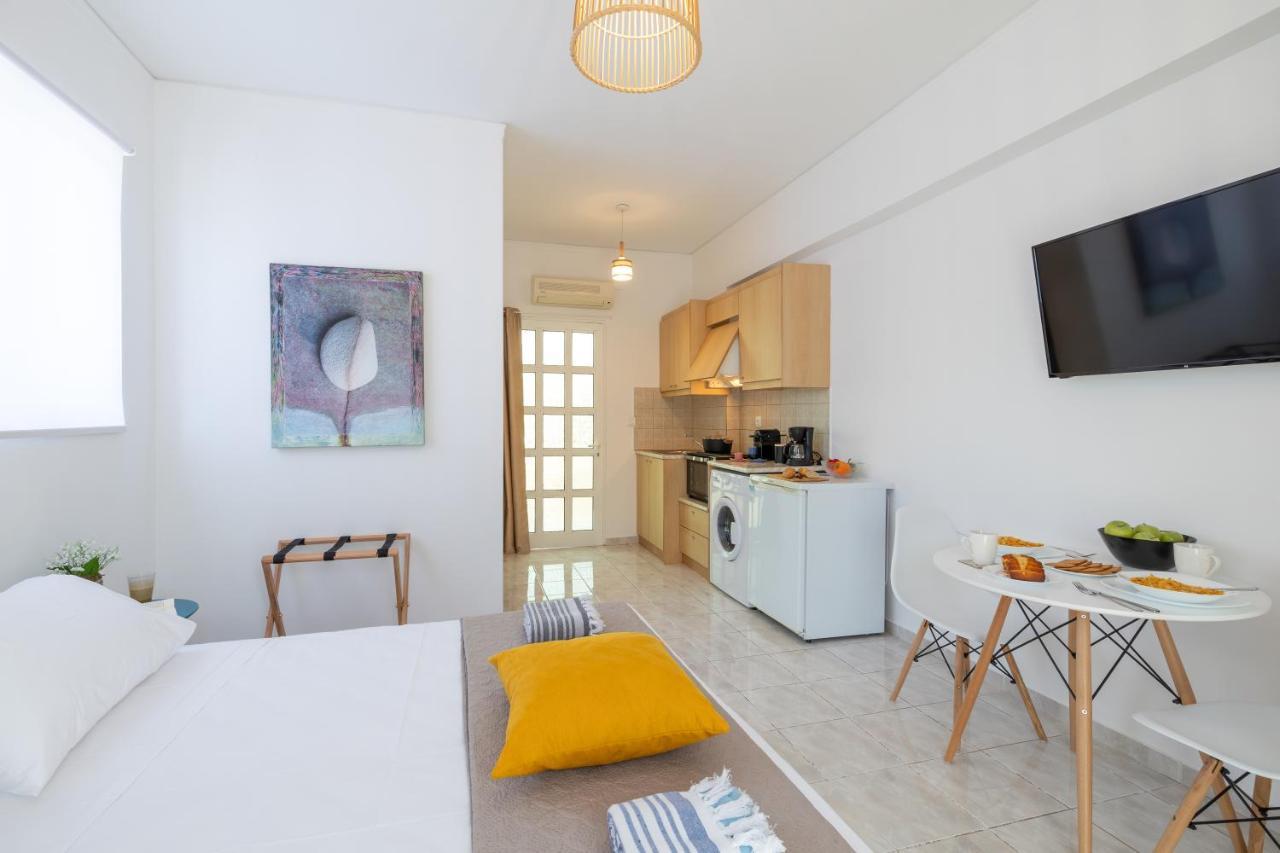 White House Studios & Apartments Argostoli  Eksteriør billede